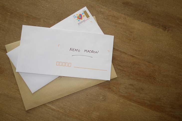 Nemo reçoit du courrier
